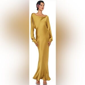 NOT FOR SALE 
DOLMAN MARIA GOWN